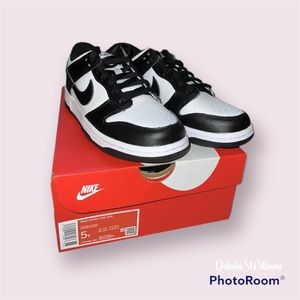 NIKE DUNK LOW Size 5y - Nike Dunk Low Panda
